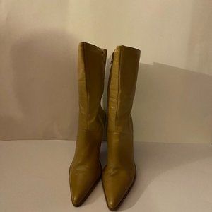 Boots for ladies